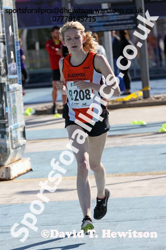 Senior women Northern 6 and 4 Stage Road Relays. Photo: David T. Hewitson/Sports for All Pics